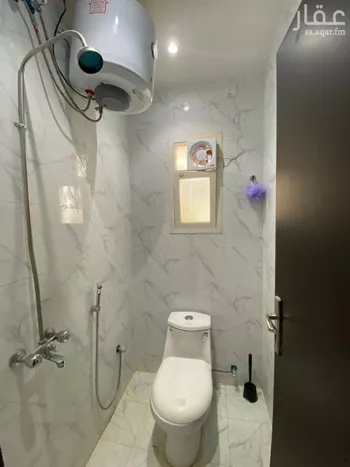 شقة للإيجار في شارع زيد البغدادي, حي الوزارات, مدينة الرياض, منطقة الرياض صورة 5