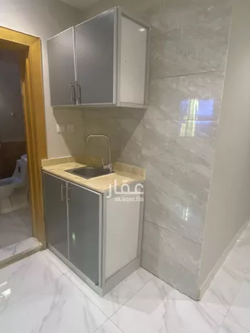 شقة للإيجار في شارع جرير بن عبدالله البجلي, حي مغرزات, مدينة الرياض, منطقة الرياض صورة 4