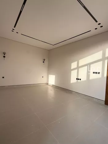 فيلا للبيع في شارع السيل الكبير, حي المهدية, مدينة الرياض, منطقة الرياض صورة 5