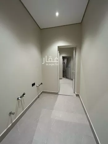 فيلا للبيع في شارع علي بن أحمد البلوي, حي المهدية, مدينة الرياض, منطقة الرياض صورة 5