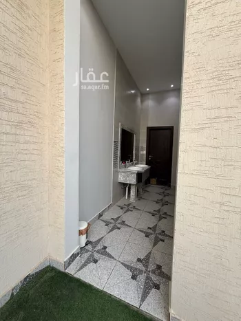 فيلا للبيع في شارع صفية بنت أبي طاهر, حي المهدية, مدينة الرياض, منطقة الرياض صورة 5