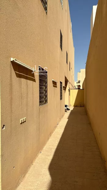 شقة للبيع في شارع عبدالله بن قيس, حي إشبيلية, مدينة الرياض, منطقة الرياض صورة 5