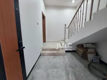 دور للبيع في شارع الرايه, حي الندوة, مدينة الرياض, منطقة الرياض صورة 3