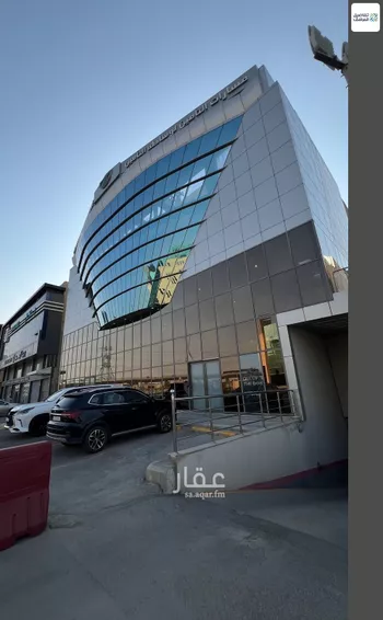 مكتب تجاري للإيجار في شارع الثمامة الفرعي, حي الصحافة, مدينة الرياض, منطقة الرياض صورة 2