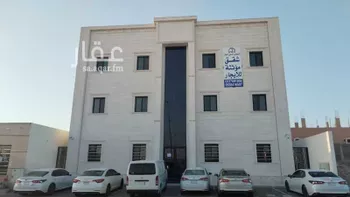 عمارة للبيع في شارع قتادة بن النعمان, حي الوادي, مدينة حفر الباطن, المنطقة الشرقية صورة 2