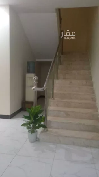 فيلا للبيع في شارع سالم بن محفوظ, حي بدر, مدينة الرياض, منطقة الرياض صورة 3