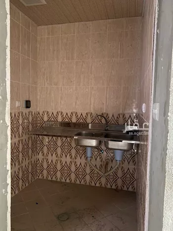 عمارة للإيجار في شارع طريق الامير سلطان, حي الراكة الجنوبية, مدينة الخبر, المنطقة الشرقية صورة 3