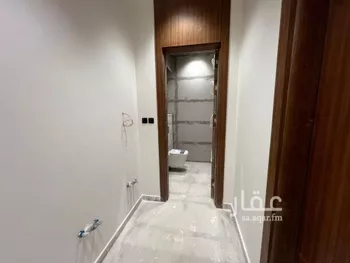 دور للبيع في شارع رقم 321, حي المونسية, مدينة الرياض, منطقة الرياض صورة 4