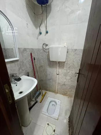 فيلا للإيجار في شارع بادية, حي ظهرة لبن, مدينة الرياض, منطقة الرياض صورة 2
