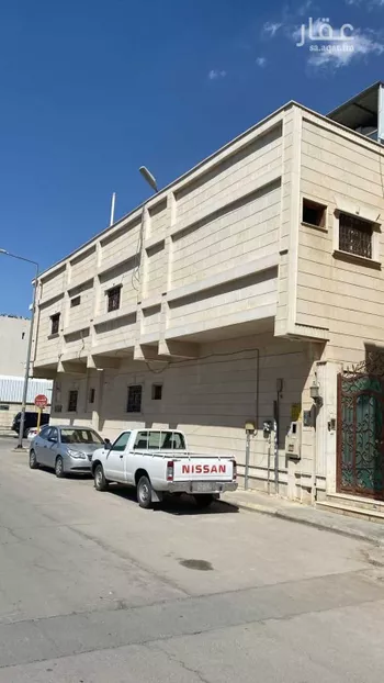 فيلا للبيع في شارع قيس بن عاصم, حي الملز, مدينة الرياض, منطقة الرياض صورة 4
