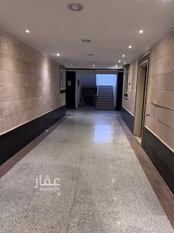 عمارة للبيع في شارع طريق الملك خالد, حي الجامعيين, مدينة المجمعه, منطقة الرياض صورة 2