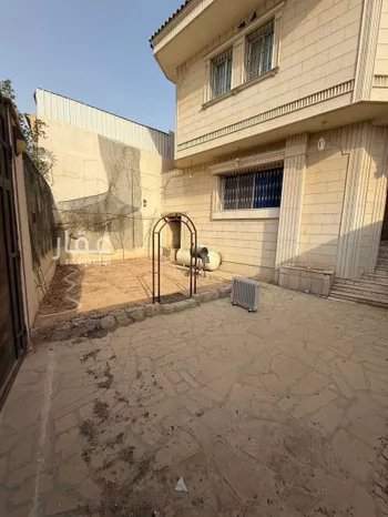 فيلا للإيجار في شارع ابن أبي الجيش, حي الضباط, مدينة الرياض, منطقة الرياض صورة 2