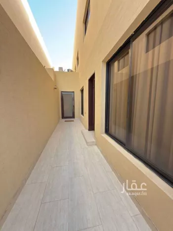 عمارة للبيع في شارع أبان بن صالح, حي عكاظ, مدينة الرياض, منطقة الرياض صورة 3
