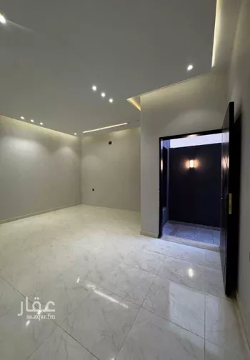 دور للبيع في شارع الحسن الخطير, حي عكاظ, مدينة الرياض, منطقة الرياض صورة 4