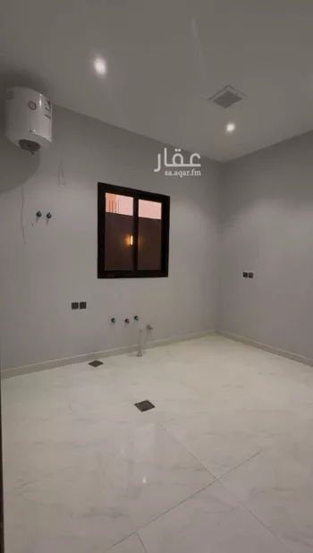 دور للبيع في شارع الحسن الخطير, حي عكاظ, مدينة الرياض, منطقة الرياض صورة 3