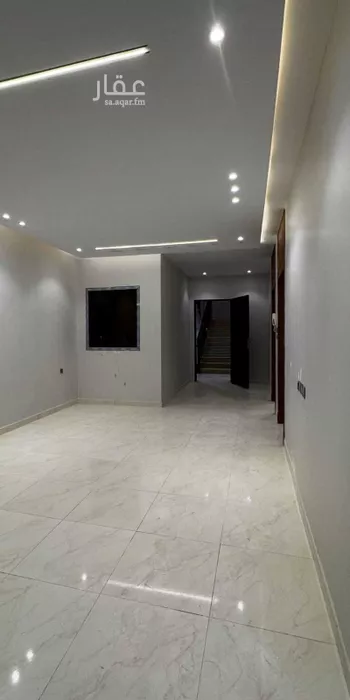 دور للبيع في شارع الحسن الخطير, حي عكاظ, مدينة الرياض, منطقة الرياض صورة 5