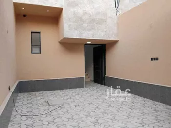 دور للبيع في شارع الذهبي, حي طويق, مدينة الرياض, منطقة الرياض صورة 3
