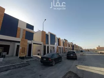 فيلا للبيع في شارع النفوذ, حي عكاظ, مدينة الرياض, منطقة الرياض