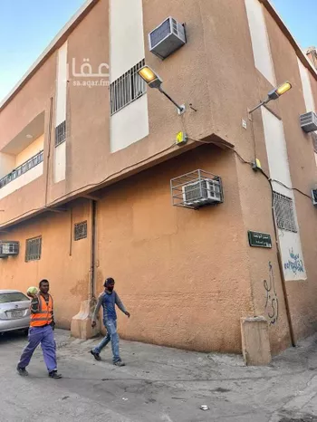 عمارة للبيع في شارع وادي الأنيعم, حي اليمامة, مدينة الرياض, منطقة الرياض صورة 2