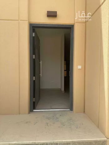 فيلا للإيجار في شارع رقم 1077 ، حي مطار الملك خالد الدولي ، الرياض ، منطقة الرياض صورة 2