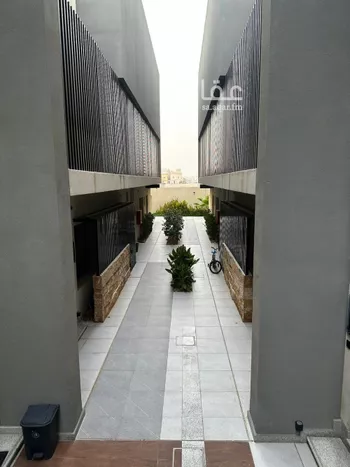 فيلا للإيجار في شارع نصر الجيلاني, حي المرجان, مدينة الرياض, منطقة الرياض
