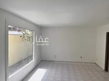 فيلا للإيجار في شارع اسعد بن سهل, حي الزهراء, مدينة الرياض, منطقة الرياض صورة 2