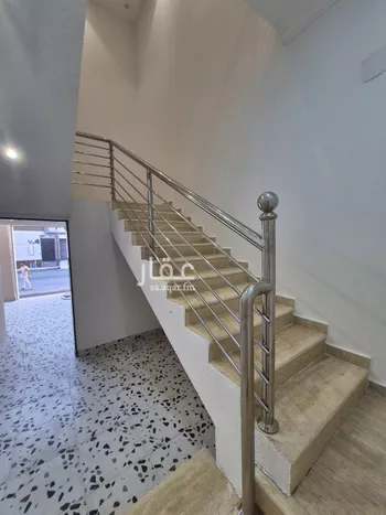 دور للبيع في شارع ابي القاسم الثمانيني, حي بدر, مدينة الرياض, منطقة الرياض صورة 3