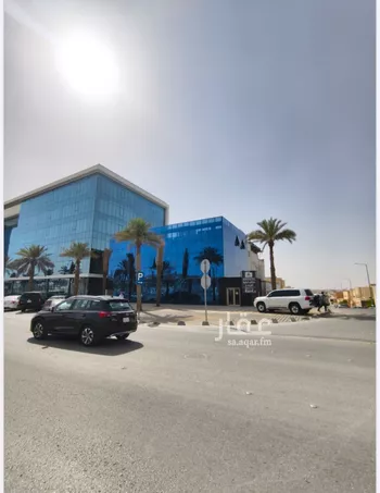 مكتب تجاري للإيجار في شارع الملك عبدالله ابن عبدالعزيز سعود الفرعي, حي النزهة, مدينة الرياض, منطقة الرياض صورة 2