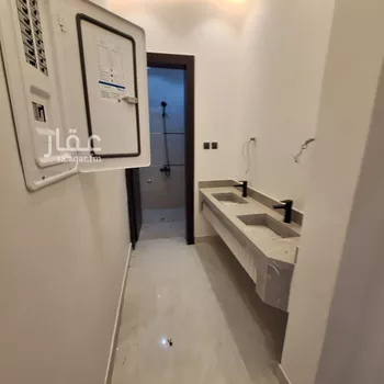 فيلا للبيع في شارع عماد الدين بن النحاس ، حي عريض ، الرياض ، منطقة الرياض صورة 4