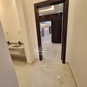 فيلا للبيع في شارع عماد الدين بن النحاس ، حي عريض ، الرياض ، منطقة الرياض صورة 3