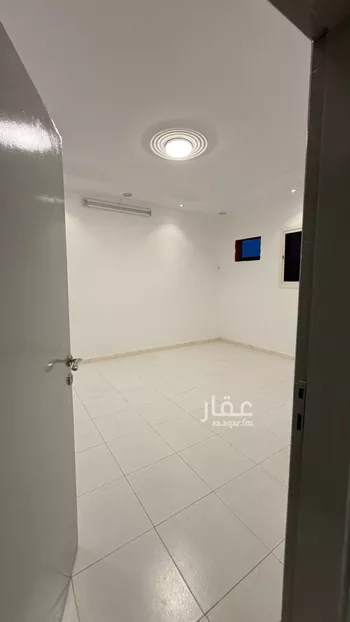 شقة للإيجار في شارع ابن حجر, حي الدار البيضاء, مدينة الرياض, منطقة الرياض صورة 3