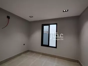 فيلا للبيع في شارع حامد عبدالحفيظ, حي عكاظ, مدينة الرياض, منطقة الرياض صورة 3