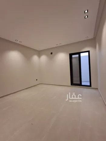 دور للبيع في شارع محمد بن الحارث التغلبي, حي عكاظ, مدينة الرياض, منطقة الرياض صورة 5