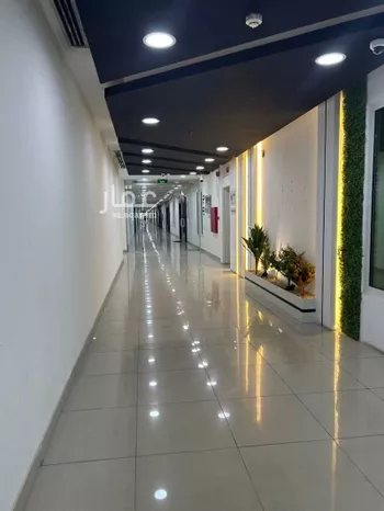 مكتب تجاري للإيجار في شارع الدائرى الشمالى الفرعي, حي الوادي, مدينة الرياض, منطقة الرياض صورة 3