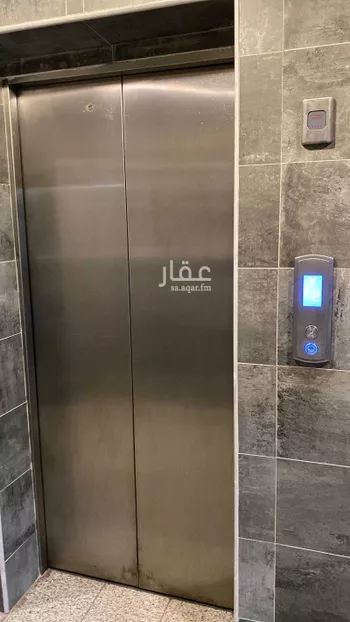 عمارة للبيع في شارع عبيد ابن ثعلبة, حي المنتزة, مدينة الدمام, المنطقة الشرقية صورة 3