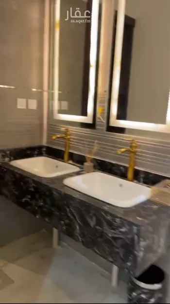 فيلا للبيع في شارع زين الدين النابلسي, حي الرمال, مدينة الرياض, منطقة الرياض صورة 5