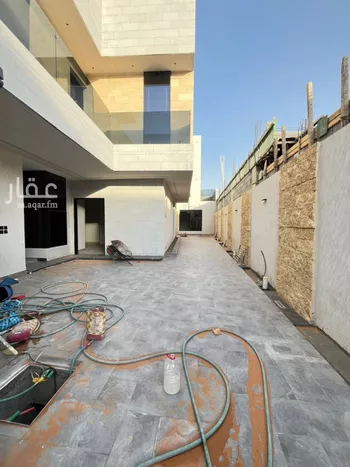 فيلا للبيع في شارع عبدالله النحوي, حي المهدية, مدينة الرياض, منطقة الرياض صورة 4