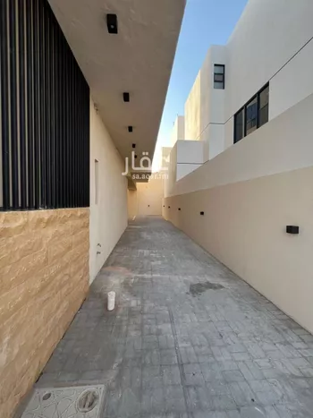عمارة للبيع في شارع محمد بن هبة الله, حي المهدية, مدينة الرياض, منطقة الرياض صورة 3