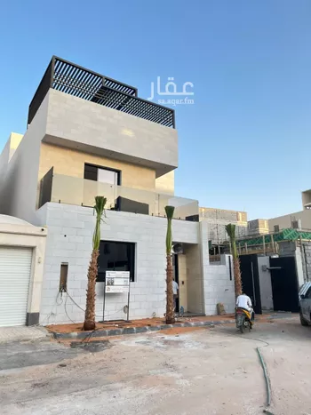 فيلا للبيع في شارع عبدالله النحوي, حي المهدية, مدينة الرياض, منطقة الرياض صورة 3