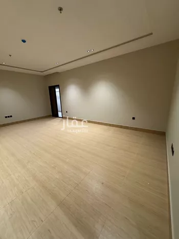 شقة للبيع في شارع الحمراء, حي الحمراء, مدينة الخبر, المنطقة الشرقية صورة 4