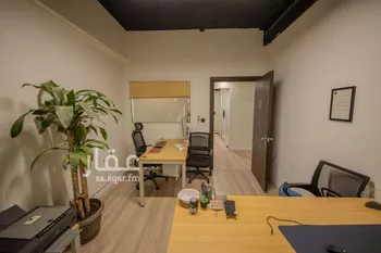 مكتب تجاري للإيجار في شارع ابن كثير, حي الملك عبدالعزيز, مدينة الرياض, منطقة الرياض صورة 4