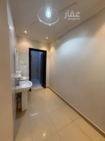 شقة للإيجار في شارع عنيزة, حي ظهرة لبن, مدينة الرياض, منطقة الرياض صورة 3