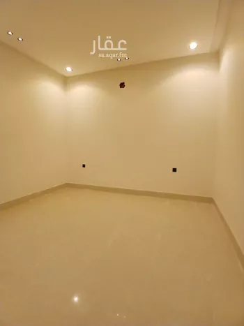 دور للبيع في شارع حمزة القبيطي, حي الرمال, مدينة الرياض, منطقة الرياض صورة 4