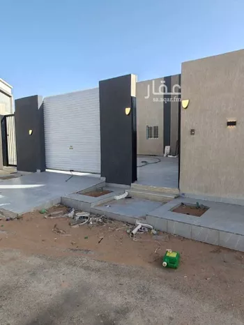 عمارة للبيع في شارع ابن الشيخ, حي القادسية, مدينة البكيريه, منطقة القصيم
