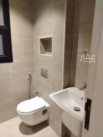 فيلا للبيع في شارع المنتصر, حي النرجس, مدينة الرياض, منطقة الرياض صورة 2