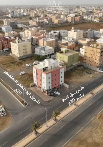 عمارة للبيع في شارع شارع أبو بكر الصديق, حي السويس 1, مدينة جازان, منطقة جازان