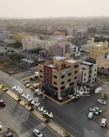 عمارة للبيع في شارع الأعلم النحوي, حي السويس 1, مدينة جازان, منطقة جازان