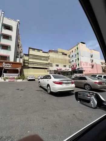عمارة للبيع في حي الطبجية ، أبها ، منطقة عسير صورة 2