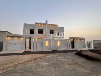 فيلا للبيع في شارع عمر ابن عبدالعزيز, حي الحيلة الغربي, مدينة محائل, منطقة عسير صورة 5