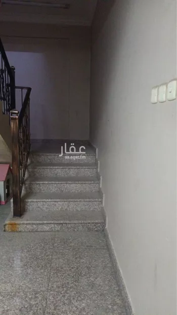 شقة للبيع في شارع 3 ا, حي الضباب, مدينة الدمام, المنطقة الشرقية صورة 2